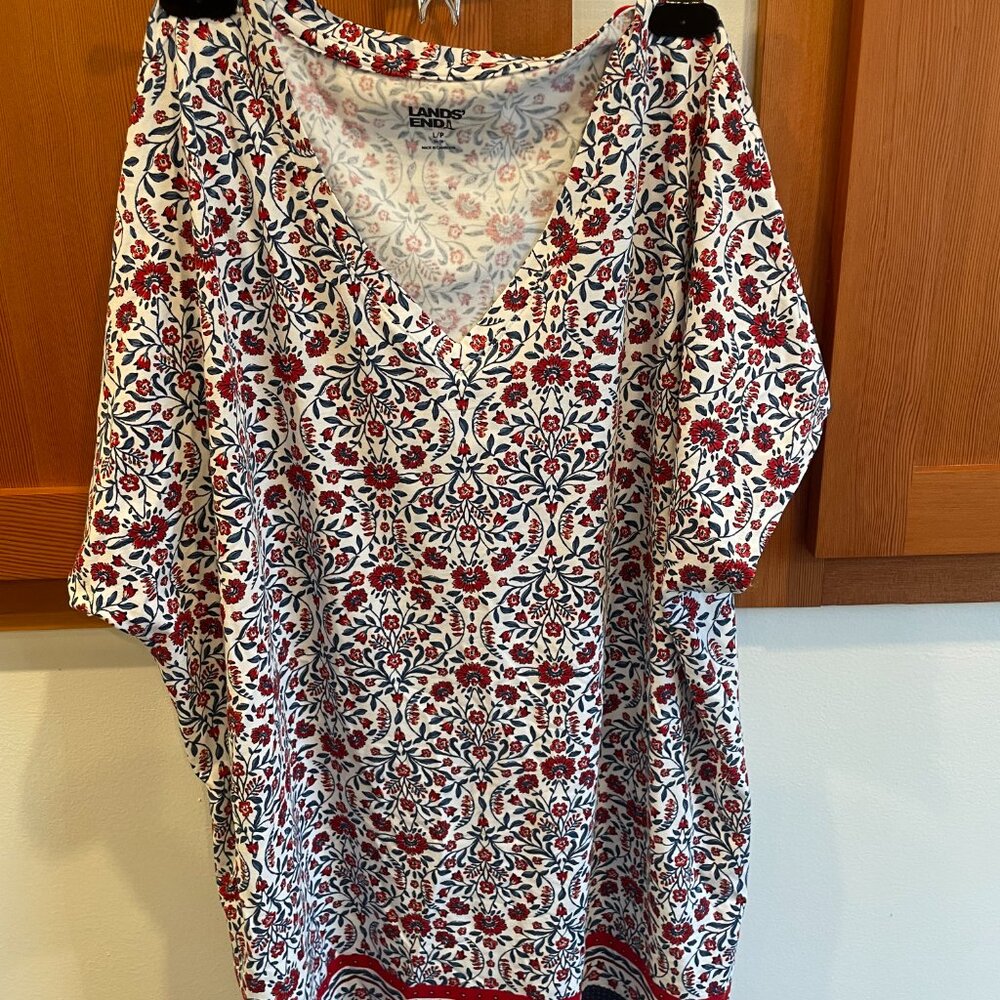 NWT Lands' End XL blouse, made of Tencel, a sustainable wood product